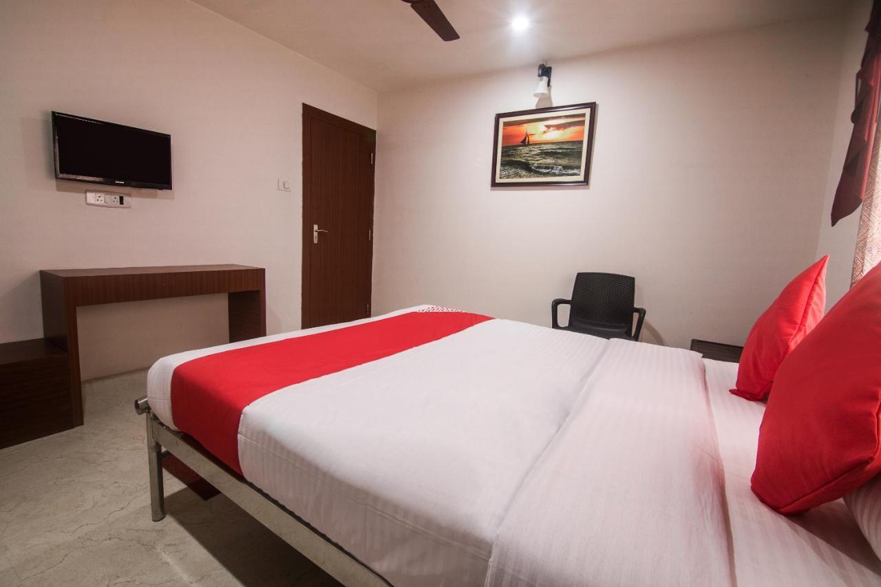 Oyo 14431 Sai Nivas Hotel Гувахати Екстериор снимка