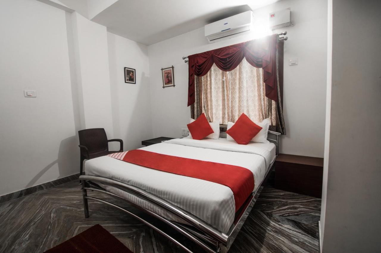 Oyo 14431 Sai Nivas Hotel Гувахати Екстериор снимка
